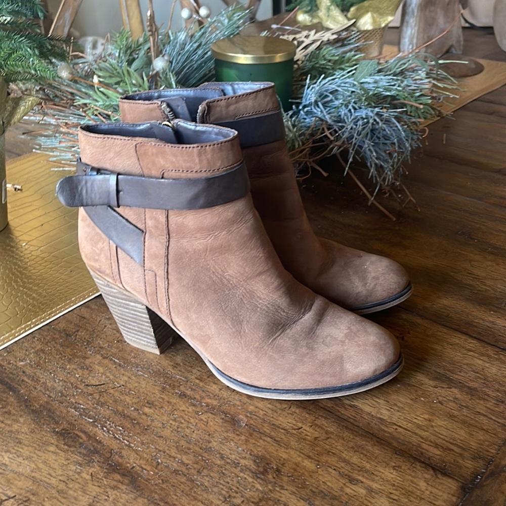 8.5 Brown Leather Franco Sarto Booties